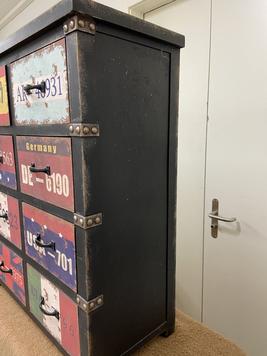 Kommoden: Kommode mit 8 Schubladen im Vintage-Design – Gebraucht aus Dietikon von brocki-eyra 1
