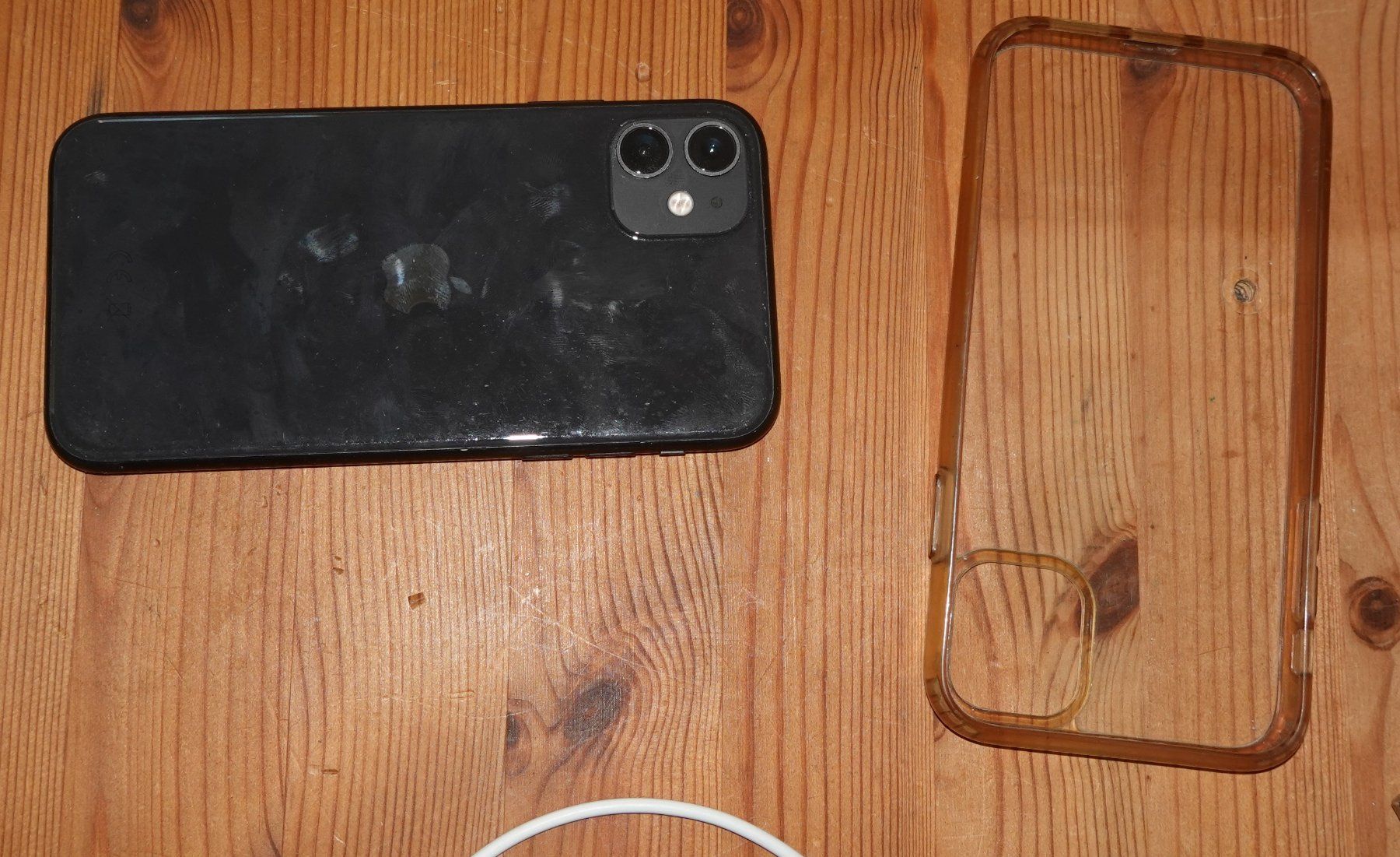 Apple Handys / Smartphones: Iphone 11 (64Gb) – Gebraucht aus St. Gallen von bruenig0m 5