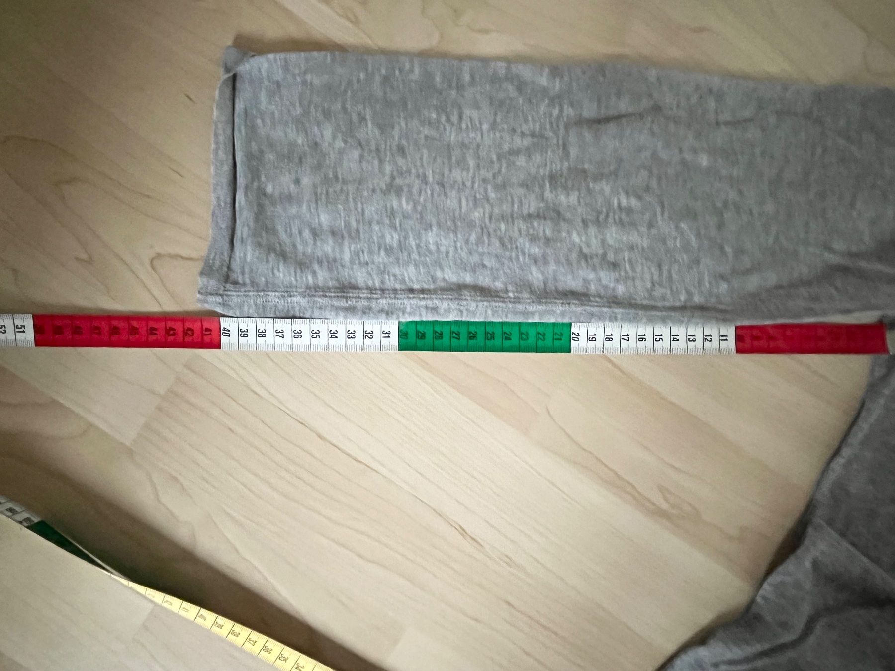 Marc Cain Maglioni & Felpe: Marc Cain: leichte Strickjacke, Cardigan, grau M – Usato da Luzern venduto da ellitussi 4