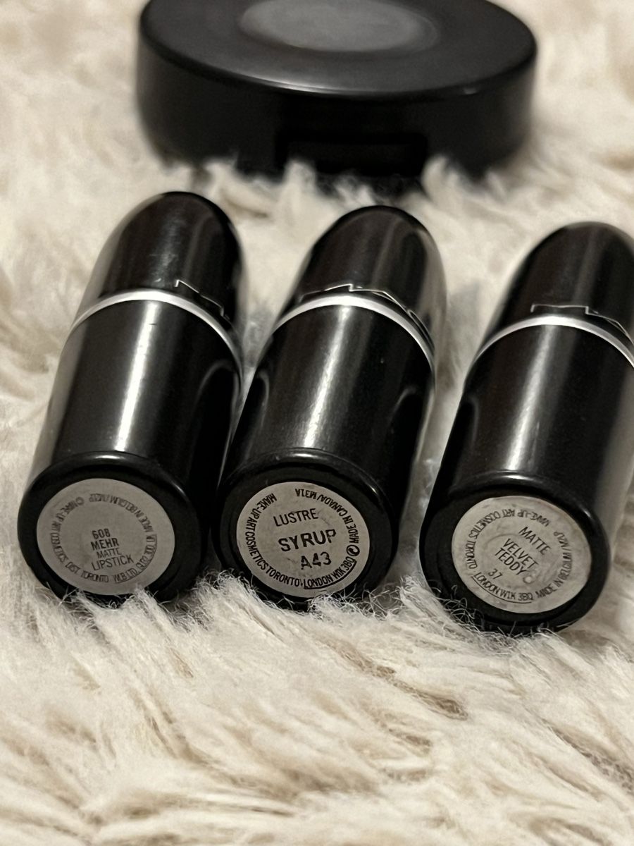 Mac Cosmetics Make-up: 4er Make-up Set 💄 MAC Lippenstifte + Blush – Gebraucht aus Basel von beyzaerdo 2
