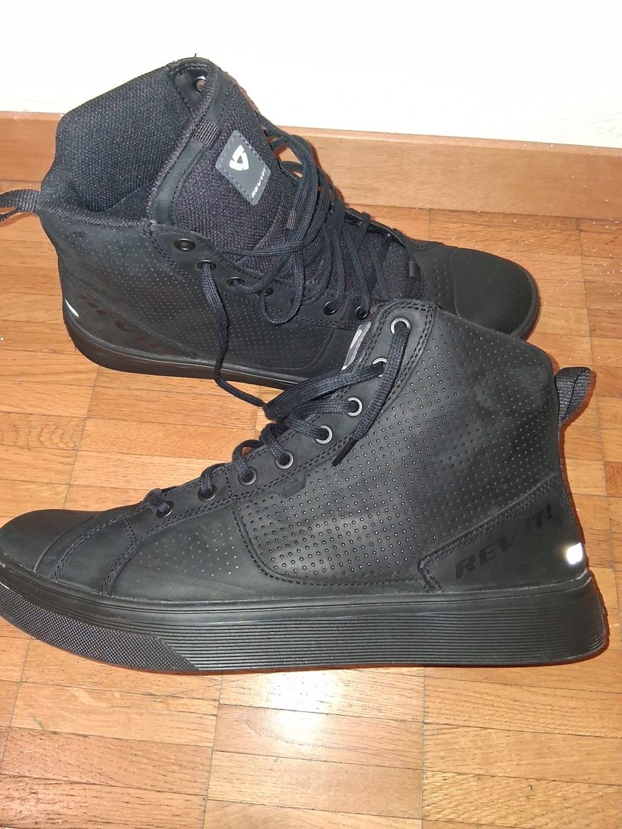 Scarpe da uomo: REV'IT Motorradschuhe  – Usato da St.Moritz venduto da Bandi10
