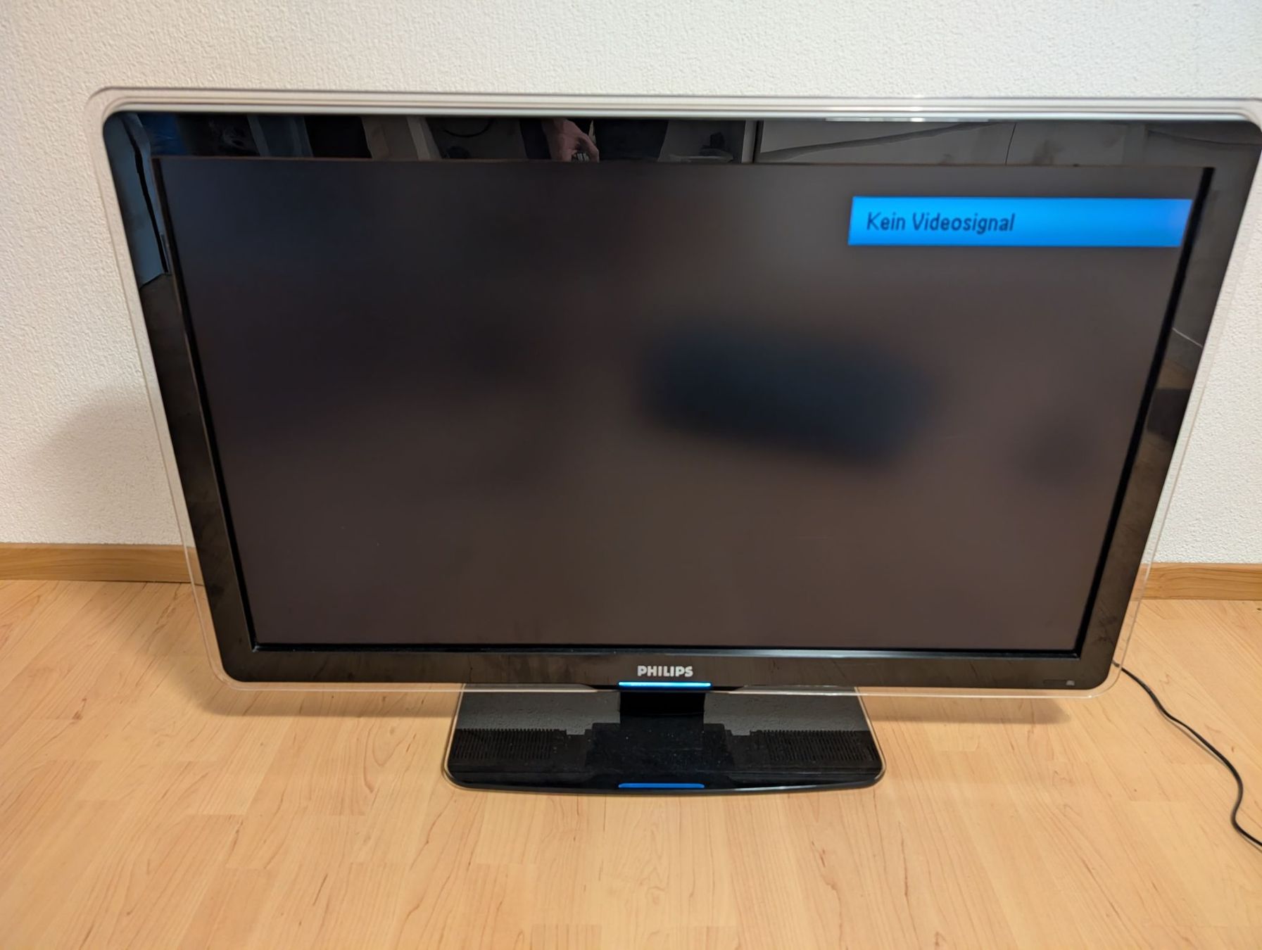 Fernseher: Philips Ambilight 42 Zoll – Gebraucht aus Dorf von phil_12