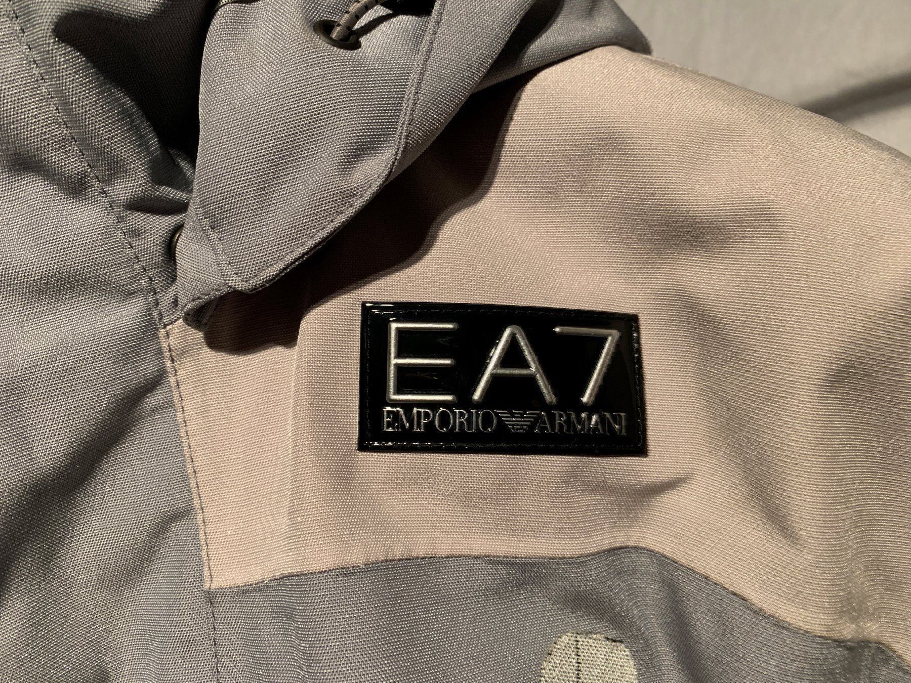 Armani Vestes: Emporio Armani  Ski-Jacke – D'occasion à Frenkendorf par Sakima1 6