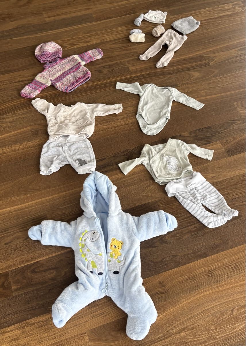 Kleiderpakete & -sets: Herziges Newborn Winterpaket – Gebraucht aus Toffen von Mara685