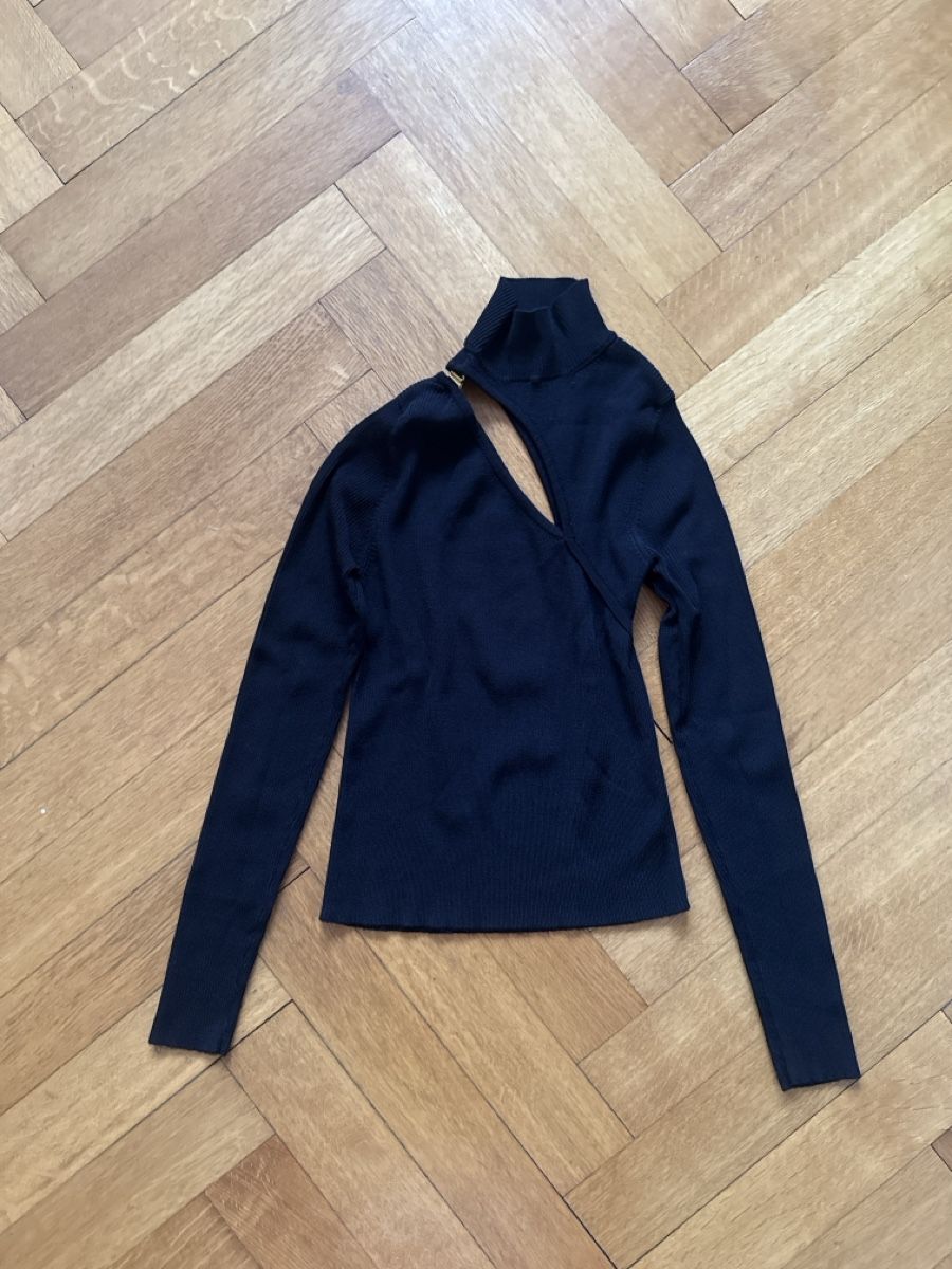 Zara Pullover & Sweatshirts: Top Zara – Gebraucht aus Zürich von sasast