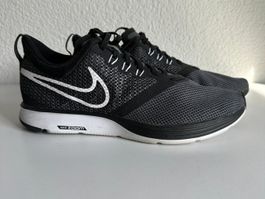 Nike Schuh Zoom grau/schwarz Grösse EUR 42