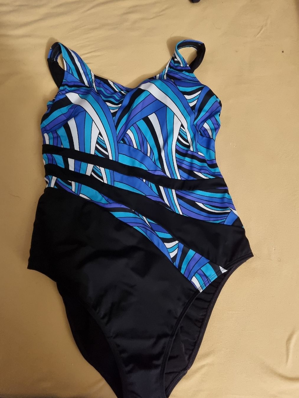 Maillots de bain & Bikinis: Badekleid / Badeanzug – Neuf (Voir description) à Aesch BL par mutti04