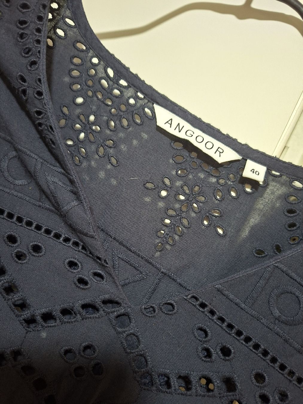 Vestiti: ANGOOR Kleid Gr40 dunkelblau – Usato da Oberengstringen venduto da Pepper6 2