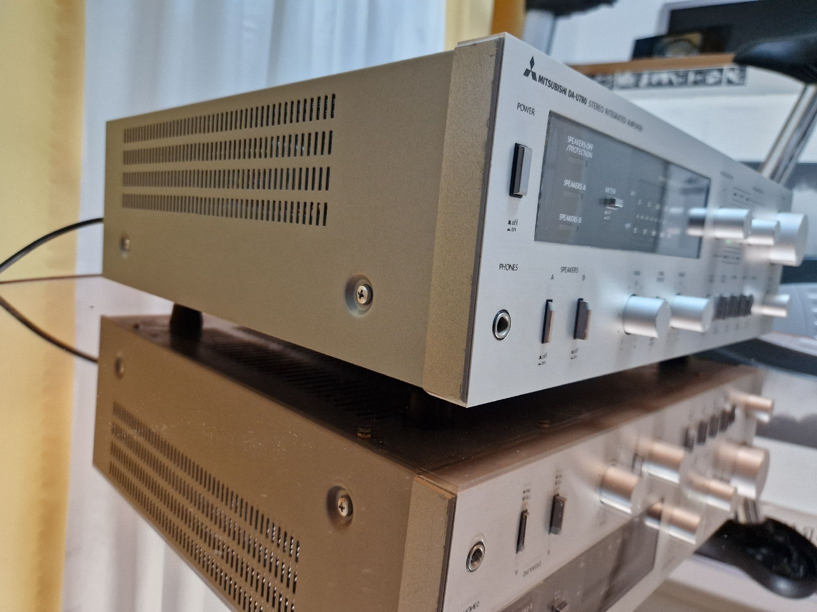 Mitsubishi Amplificatori: Mitsubishi U-780 – Usato da Arbon venduto da Mayak_Sound 3