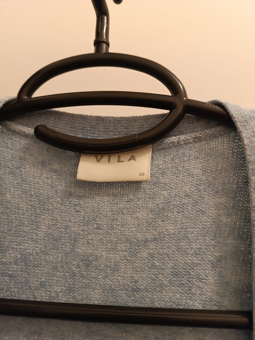 Vila Giacche: VILA Strickjacke hellblau XS Cardigan – Usato da Luzern venduto da sim_lqq2 1