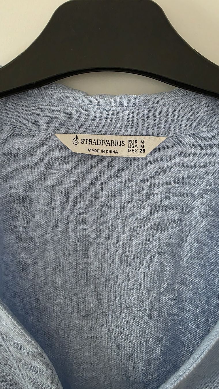 Stradivarius Camicette: Stradivarius Bluse hellblau kurzarm Grösse M neuwertig – Usato da Ilanz venduto da rununa 1
