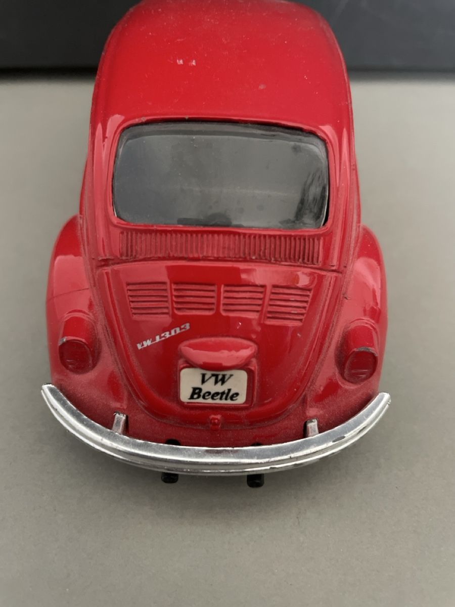 Volkswagen Modellini d'auto: Modellauto VW Beetle rot – Usato da Aesch BL venduto da ell_8zv7 3