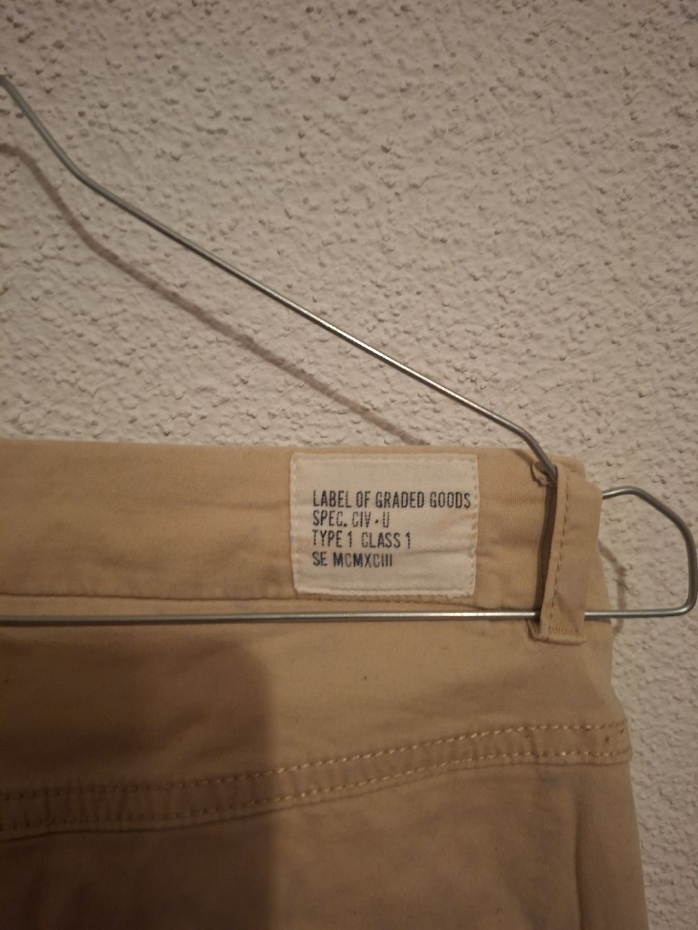 Gonne: H&M L.O.G.G. Minirock Gr. 38 Beige – Usato da Lengwil venduto da Gastman45 2