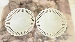 2 kleine durchbrochene Teller weiss Porzellan Porzellanmalen