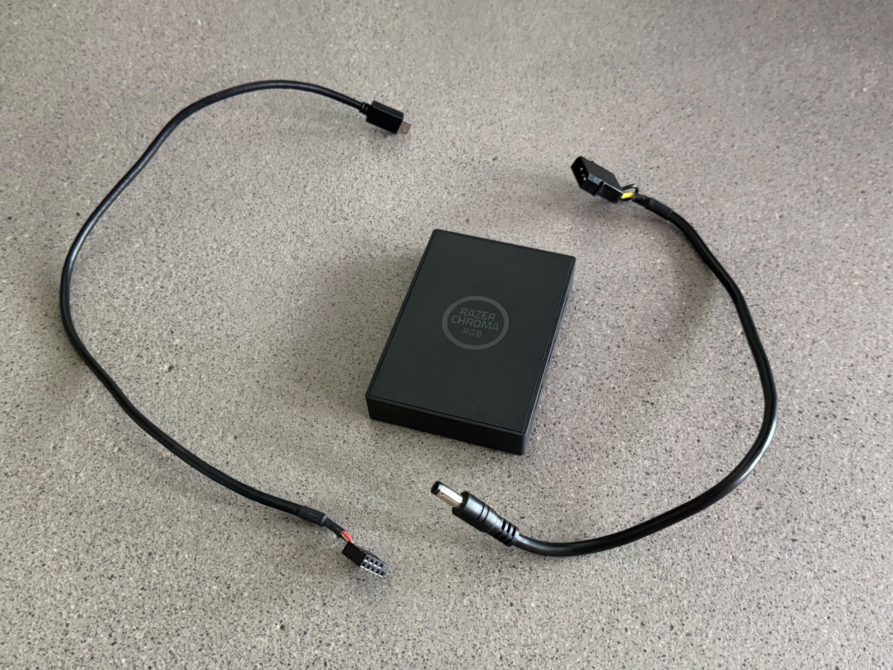 Razer Custodie: Razer Addressable RGB Controller ARGB – Usato da Luzern venduto da DarthYodus