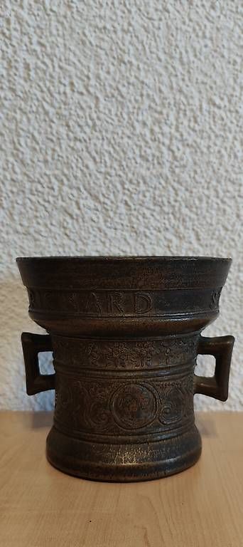 Sonstiges für das Kochen & Backen: Antiker Messing Mörser Richard Startyn 1623 – Gebraucht aus Ellikon a d Thur von ext_2p2w 3