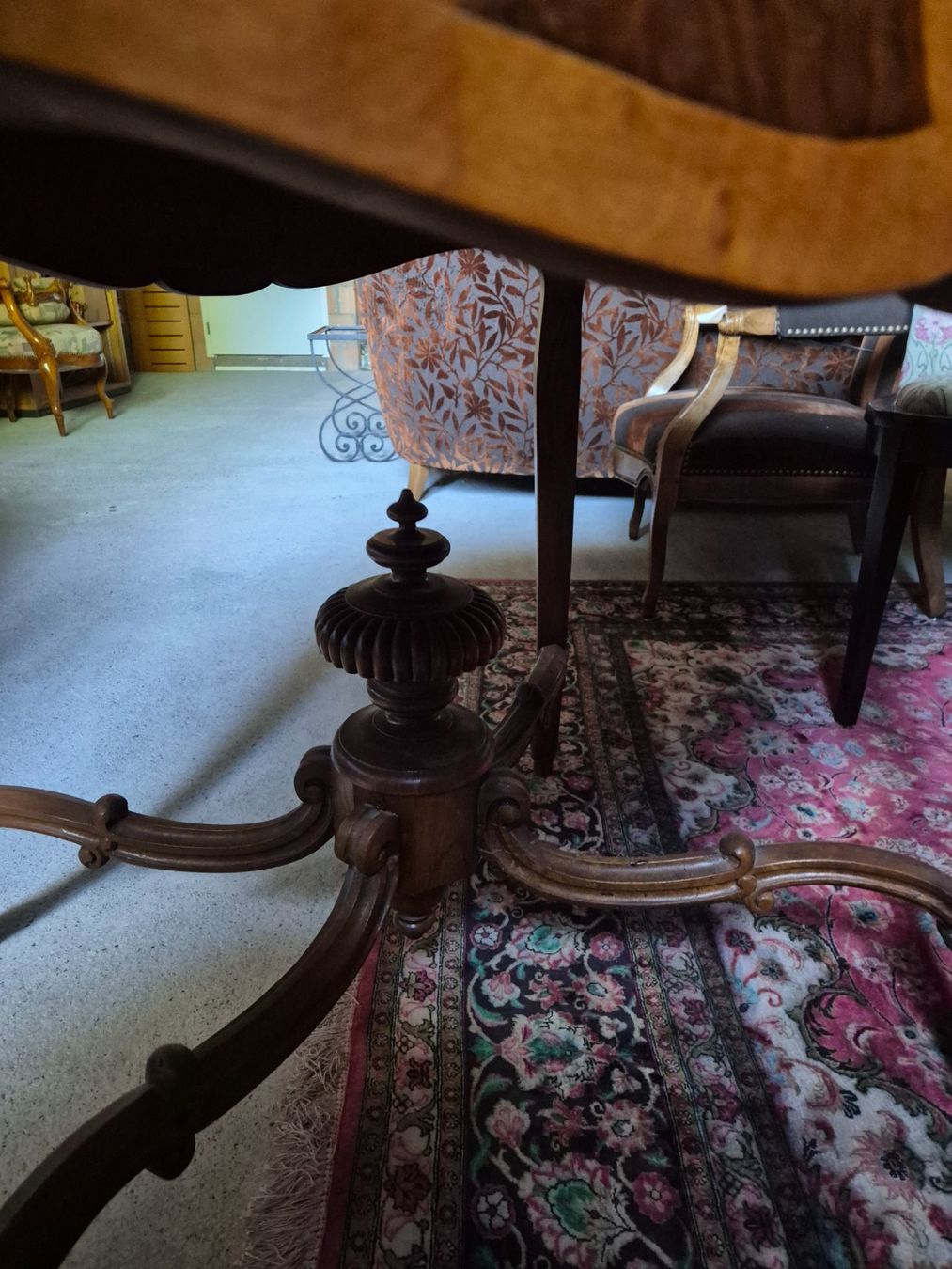 Tavoli: Antiker Tisch, Jugendstil, eine echte Rarität – Usato da Thun venduto da tinu2031 4