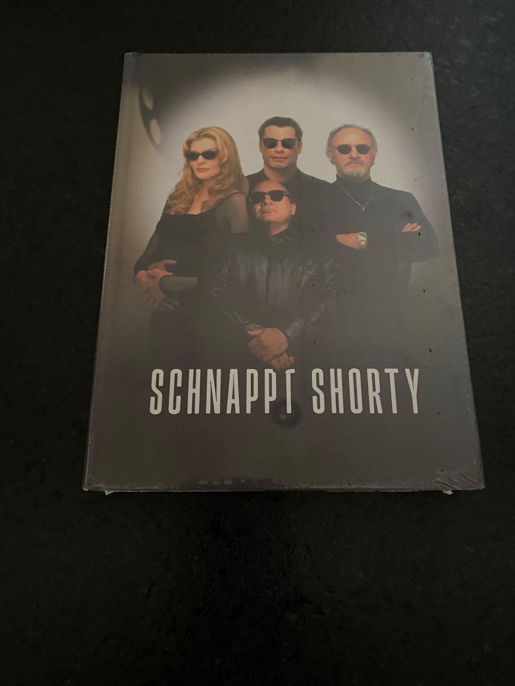 Tutti i DVDs: Schnappt Shorty Mediabook Blu-ray + DVD OVP – Nuovo e nell'imballaggio originale da Schmitten FR venduto da FilmRarities