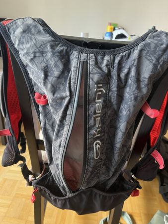 Kalenji Laufrucksack 10L gute Zustand