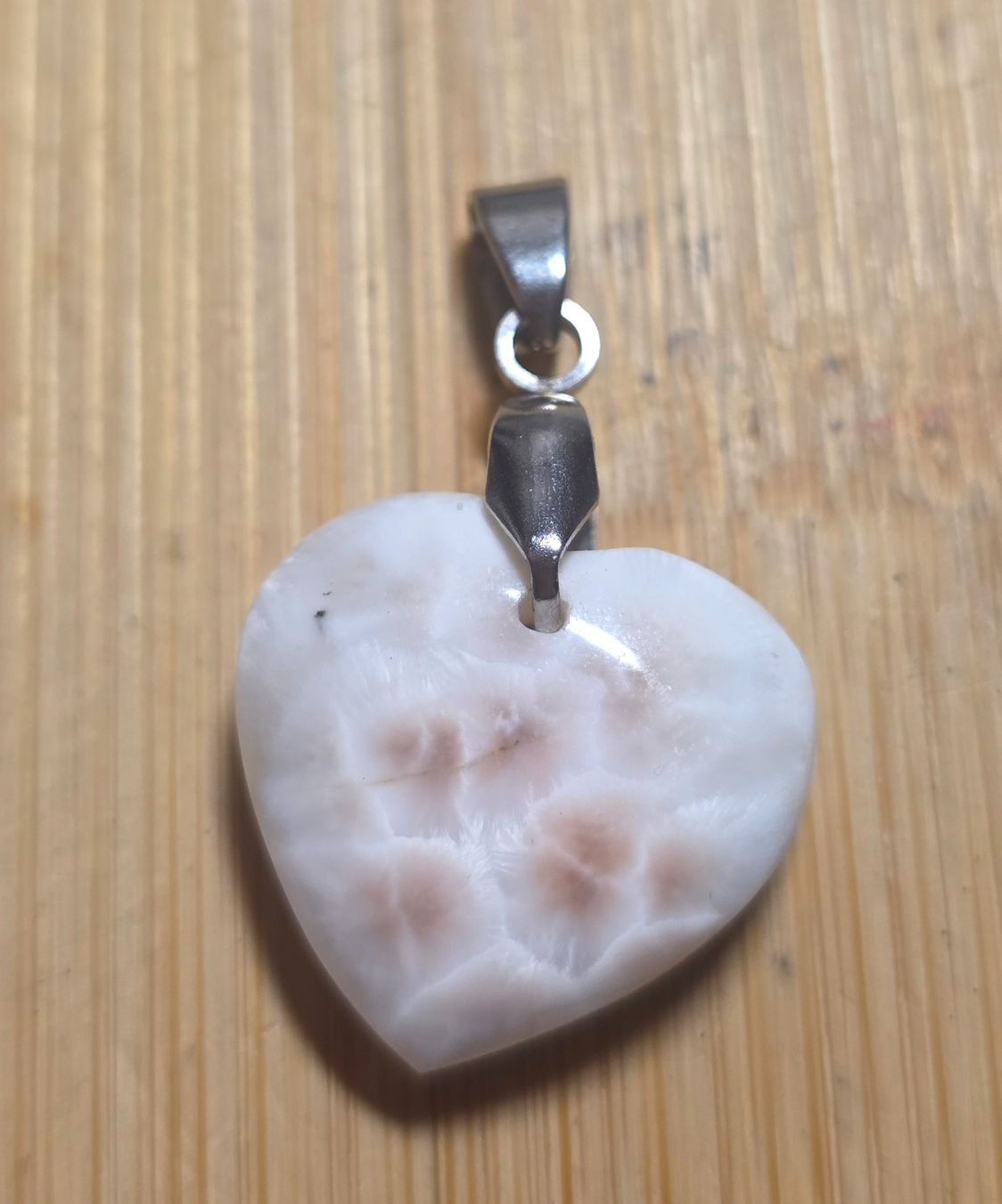 Minerali & Pietre curative: Thomsonit/Pink Larimar Herzanhänger D – Nuovo e nell'imballaggio originale da Matzingen venduto da Shay_Crystalz