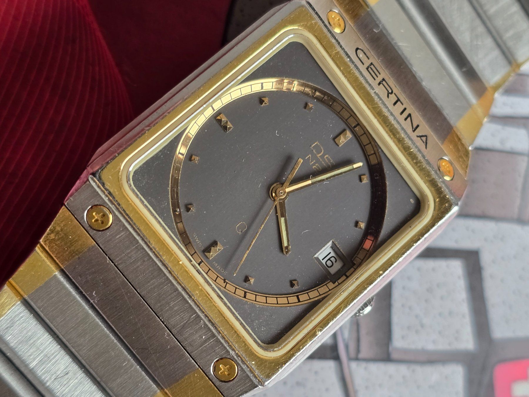 Certina Orologi: 382 Certina DS N2 Gold /SS Date wunderschoen – Usato da Muri AG venduto da Corredor 9