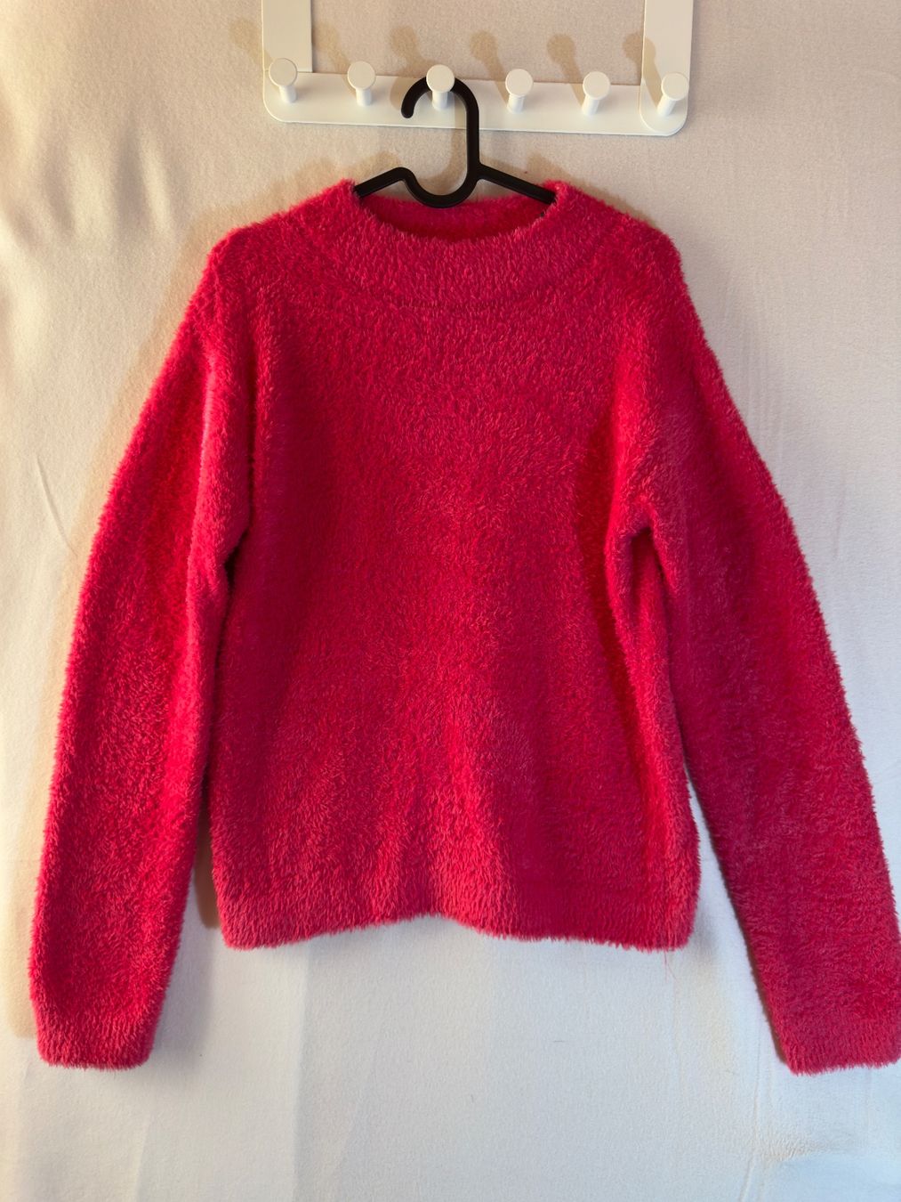 H&M Maglioni & Felpe: Pinker kuschliger Pullover von H&M, fällt wie eine S aus – Usato da Grosswangen venduto da second_hand_dress 1