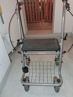 Gehhilfe Rollator mit Sitz und Korb, gut erhalten