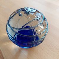 Glaskugel Atelier Beranek Blau-Transparent