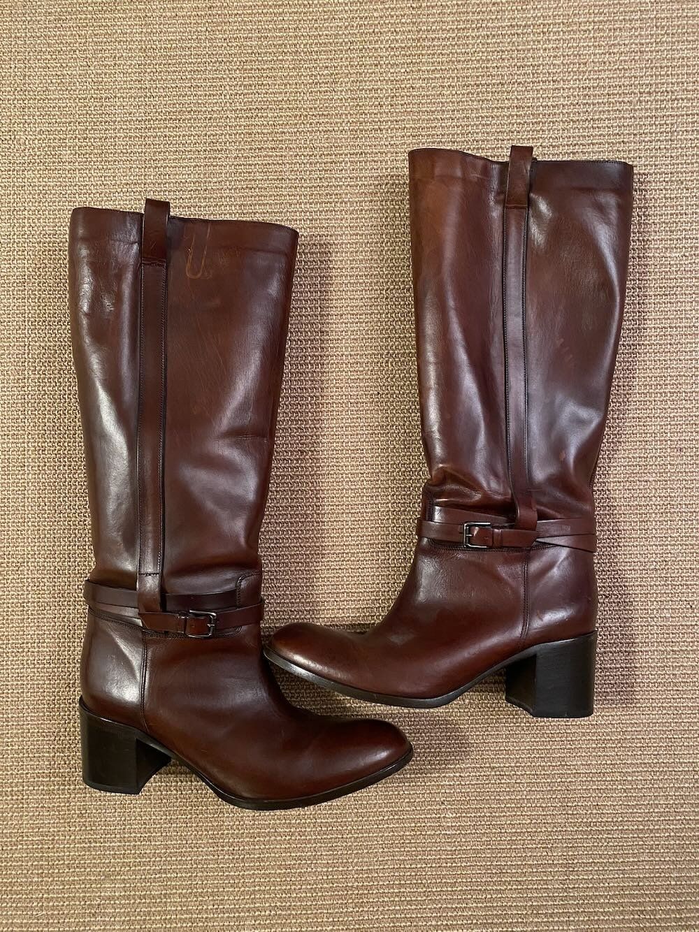 Benci Brothers Chaussures femmes: Lederstiefel mit Absatz – D'occasion à Zürich par xxxts012