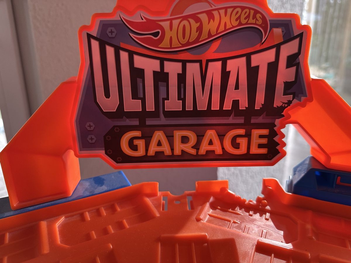 Hot Wheels Giocattoli: Hot Wheels Ultimate Garage – Usato da Reinach AG venduto da Arkantus 2