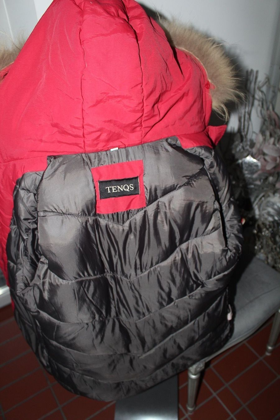 Jacken: Winterjacke Rot mit Echtem Fell. Gr.S – Gebraucht aus Zürich von JOD213 3