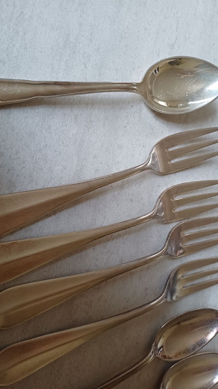 Set di posate: Lot Besteck versilbert  – Usato da Flawil venduto da Pinkmalibu 1