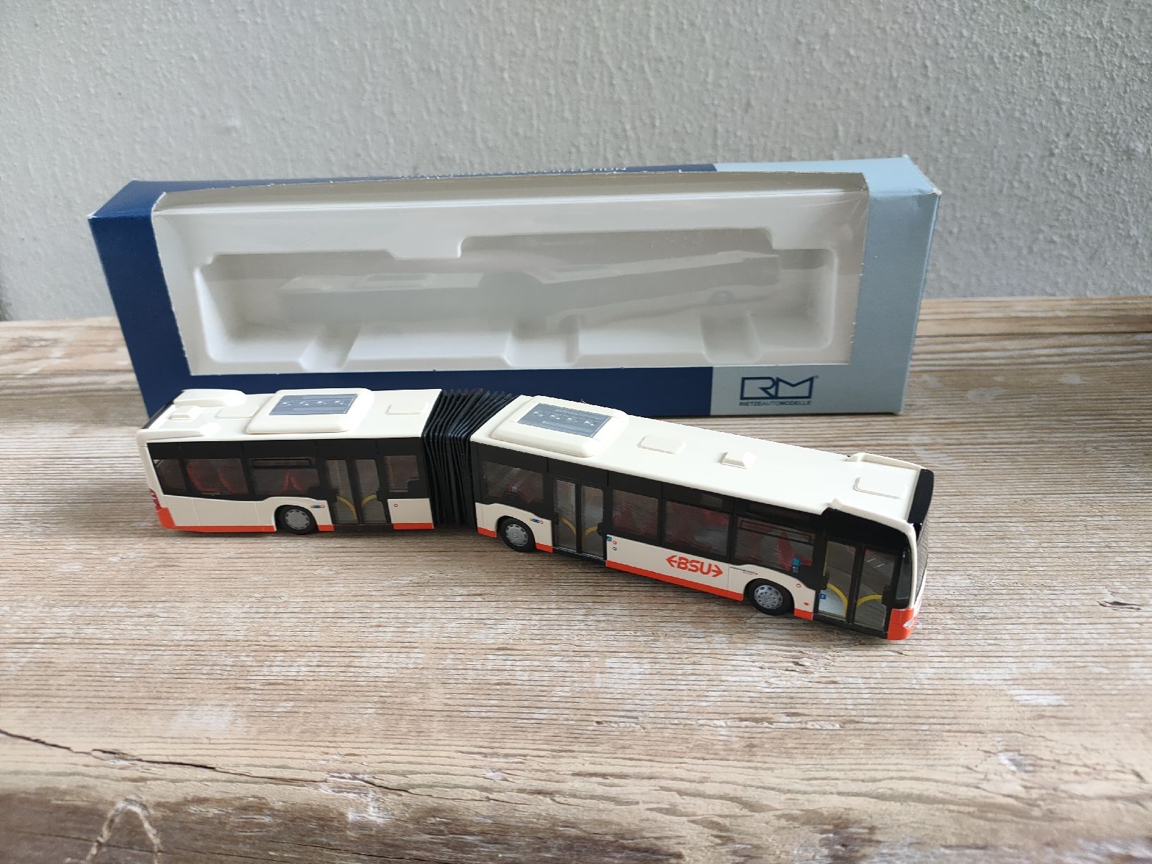 Rietze Modellini d'auto: Rietze BSU Bus – Nuovo e nell'imballaggio originale da Burgdorf venduto da bri5 6
