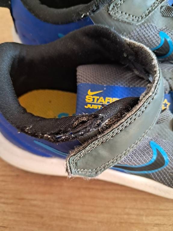 Nike Scarpe per ragazzi: Turnschuhe / Sneaker Nike Gr. 31 – Usato da Ipsach venduto da ginko24 3