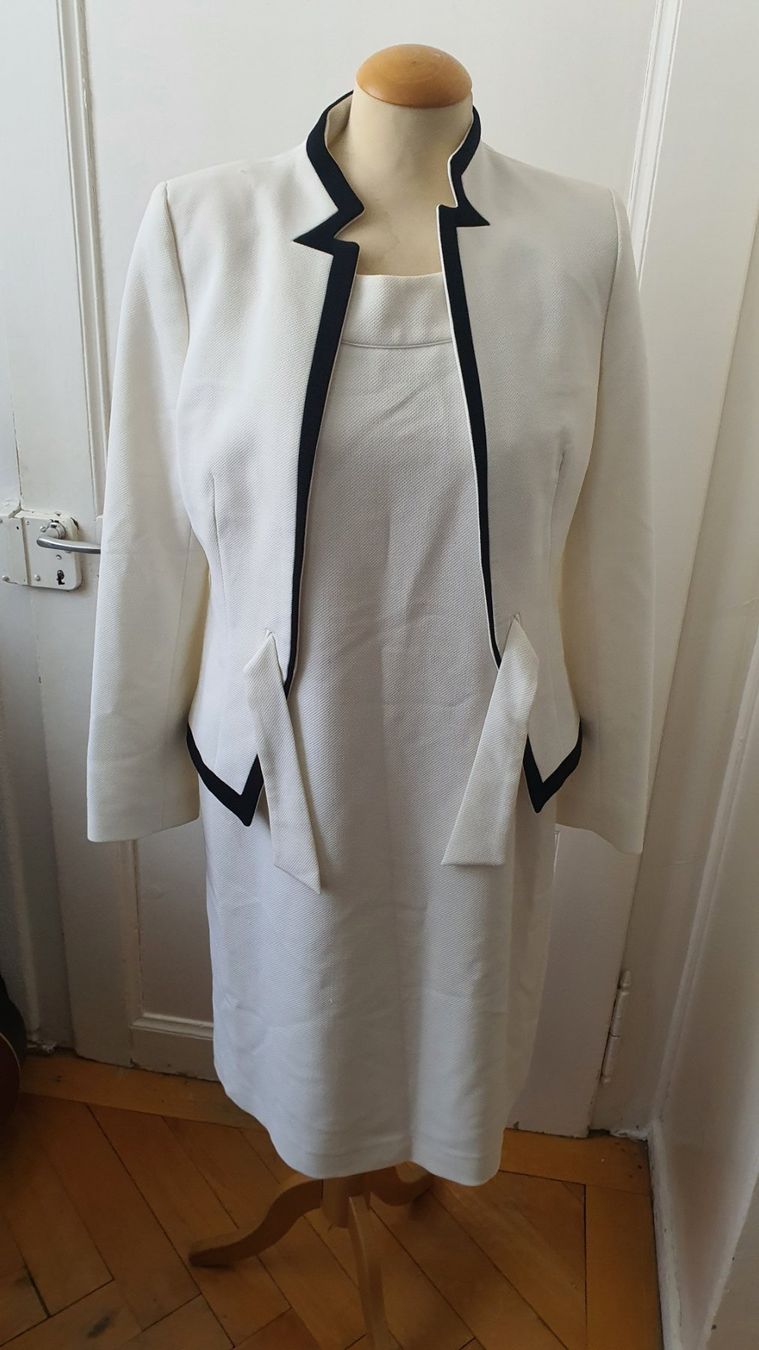 Vestiti: 16. Magnifique ensemble robe et veste – Nuovo (secondo la descrizione) da Le Locle venduto da tchanatakoua 3