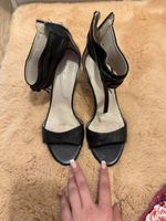 Elegante schwarze Sandalen, Gr. 39, perfekt für warme Sommer