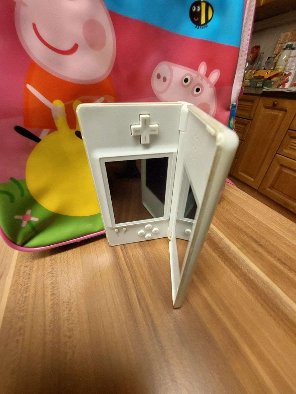 Nintendo Console: Consolle Nintendo DSi + 2 Game + Sac PEPPA PIG – Usato da Pambio Noranco venduto da Pol69 2