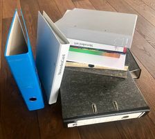 Diverse Ordner (12 Stück)