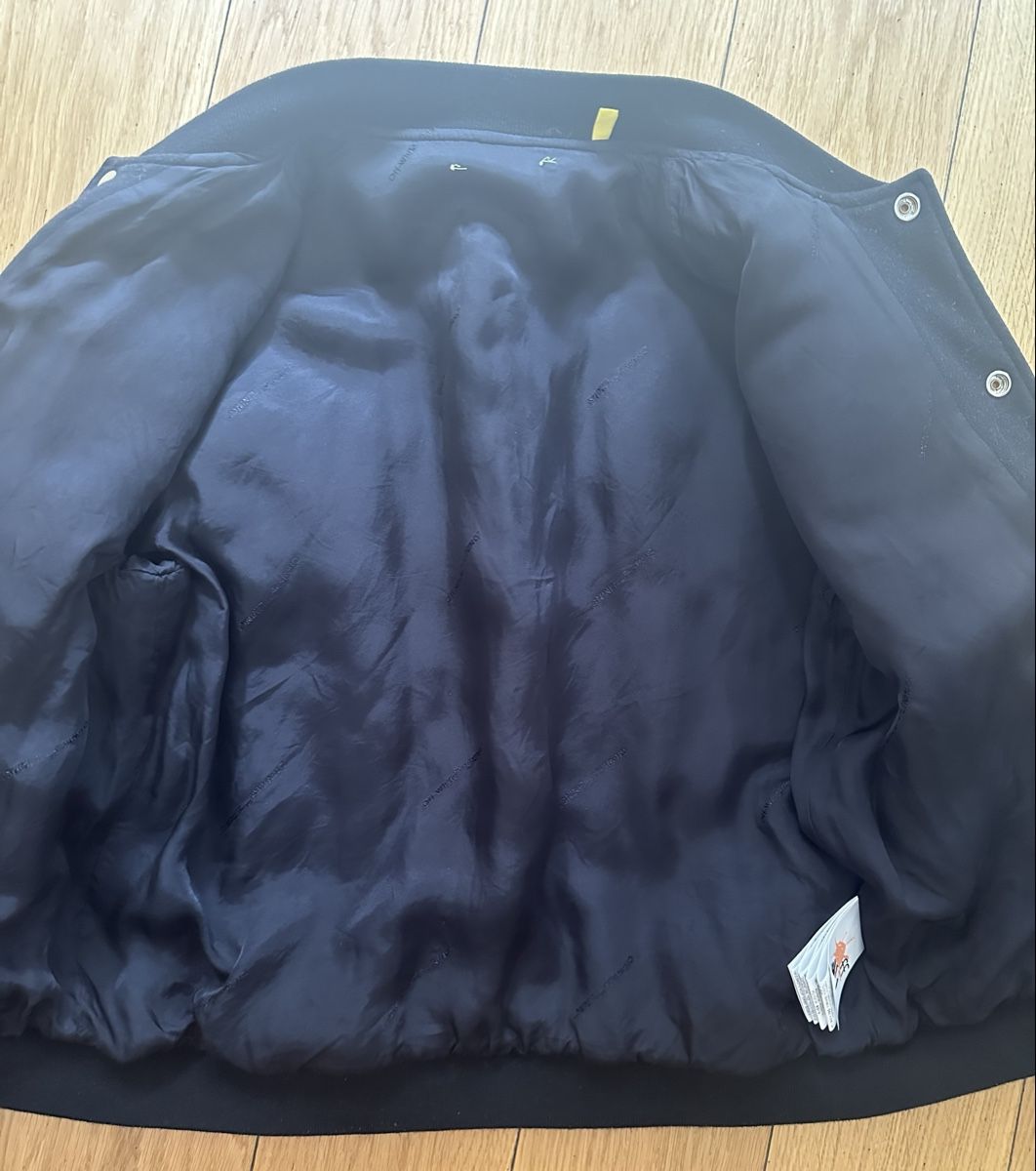 Off-White Jacken: Off-white jacket – Gebraucht aus Geneve von iri_dr5s 3