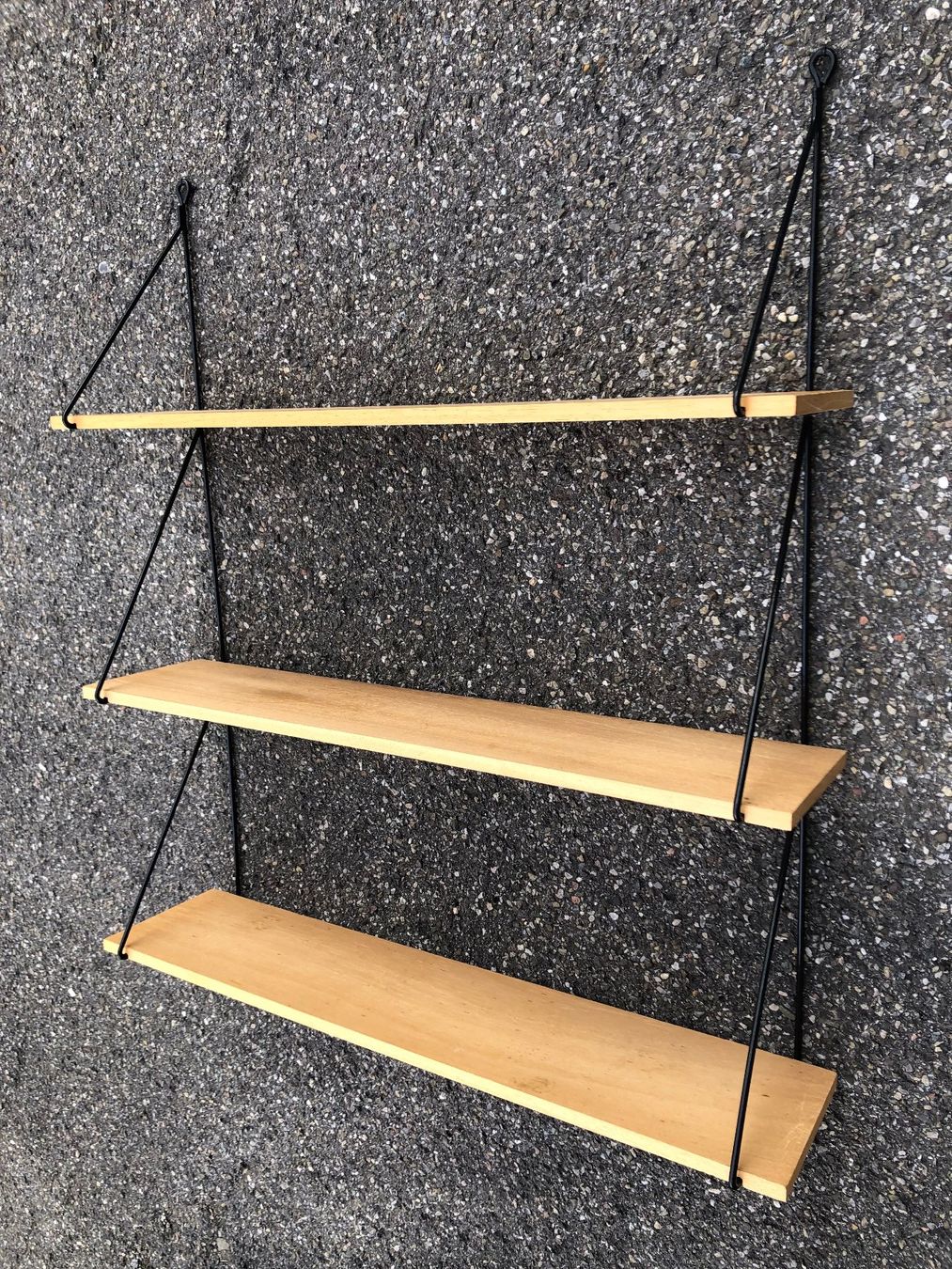 Scaffali: Vintage Stringregal/Hängeregal – Usato da Basel venduto da Krenit