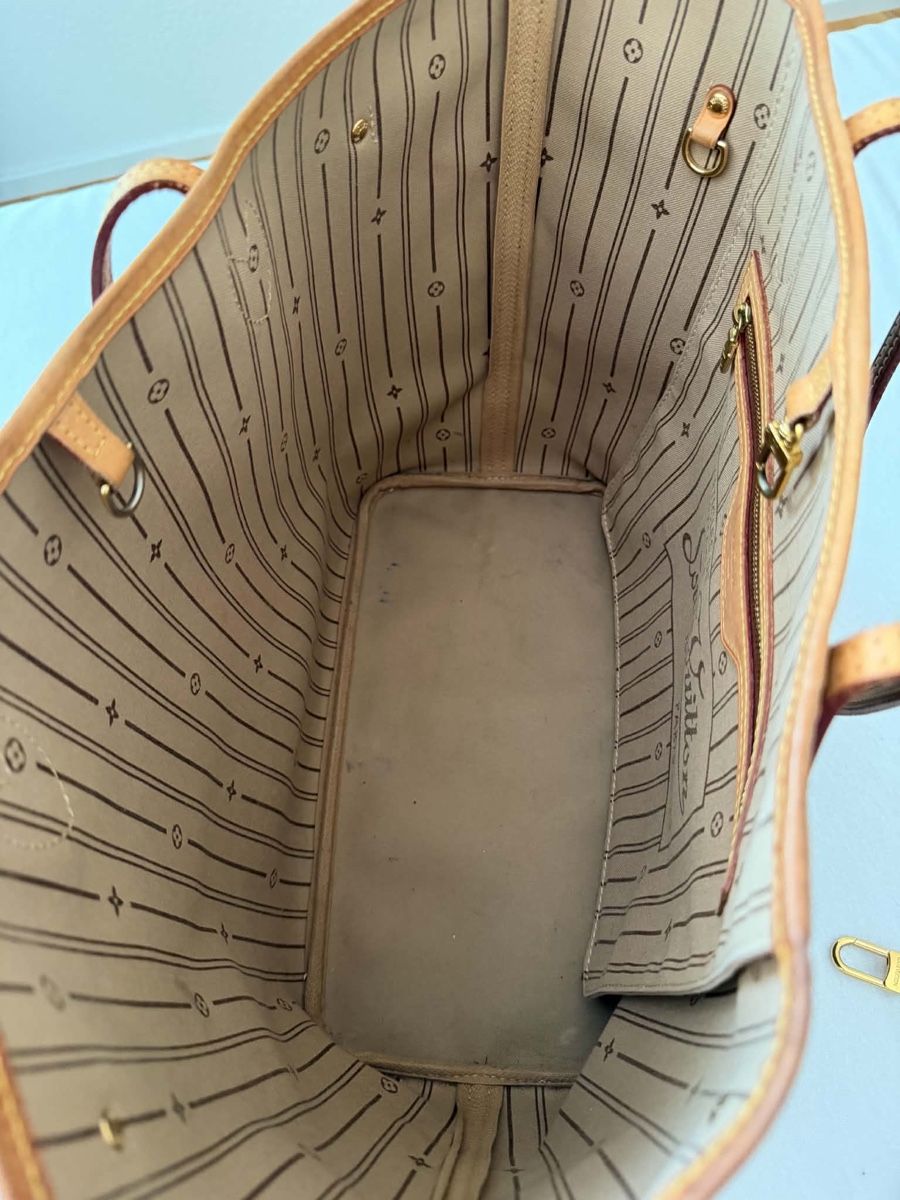 Louis Vuitton Sacs femmes: Louis Vuitton MM  – D'occasion à Meggen par Supa1991 2
