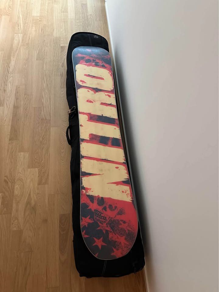 Snowboard Nitro Board: Snowboard Nitro Glory Stomper 152 cm – Difettoso da Zürich venduto da mc_172