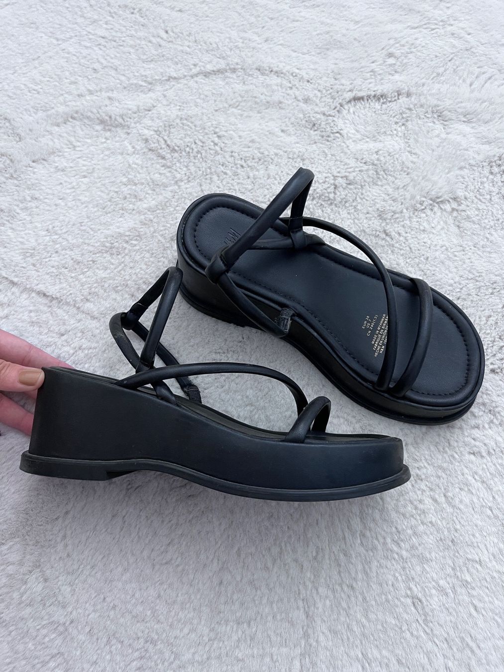 H&M Scarpe da donna: Sandalen – Usato da Egerkingen venduto da ear_k6fg 1