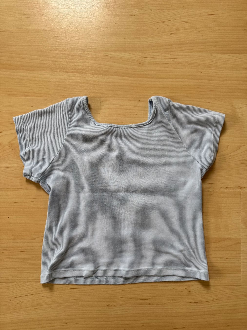 Brandy Melville T-shirt: T-shirt bleu clair - Brandy Melville – Usato da Denens venduto da sar_5wlm 3