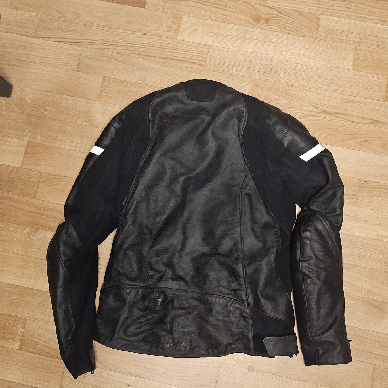 Alpinestars Lotti di vestiti: Alpinestars Motorradkombi Grösse 52 – Nuovo (secondo la descrizione) da Grenchen venduto da bue_6rzz 4