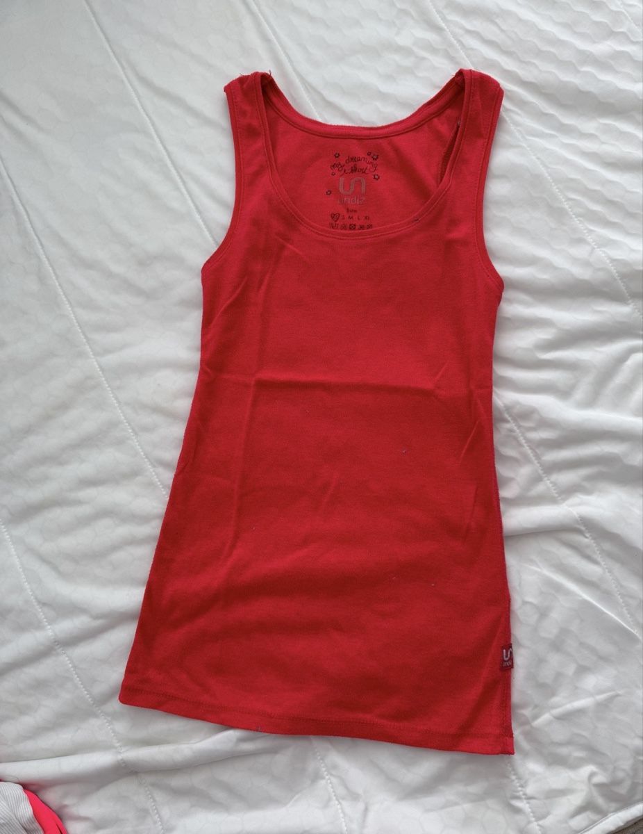 T-shirt: Rotes Tanktop – Usato da Laufen venduto da AnnaBlunschi