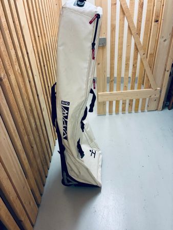 Golf Bag weiss, gebraucht Rollen TCS 6 NP 260 gebraucht 
