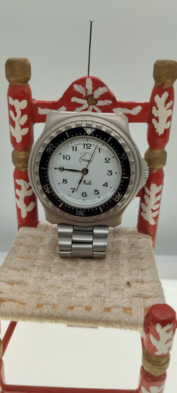 Orologi: Montre récupéré le – Usato da La Chaux-de-Fonds venduto da jac_9llg