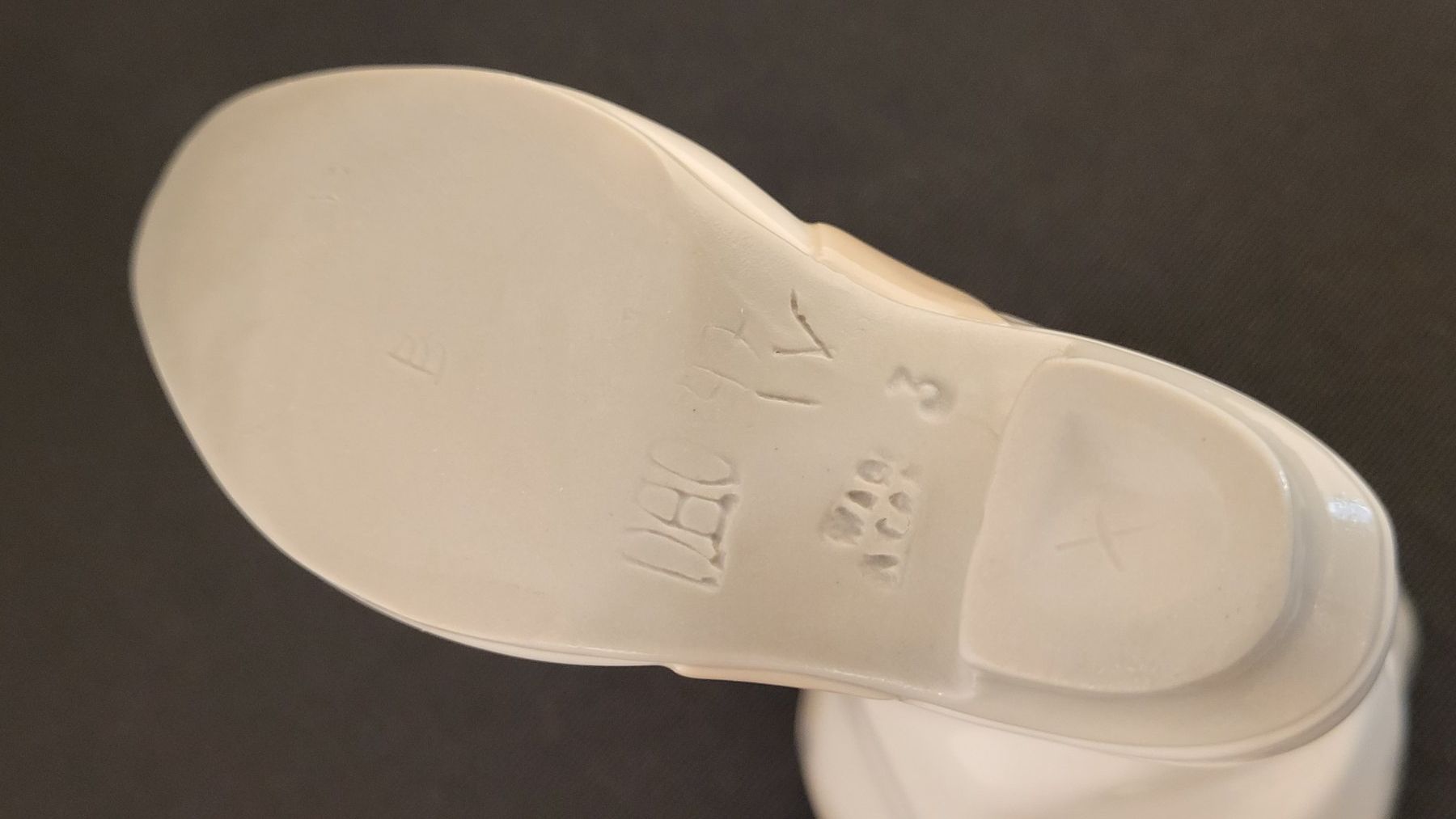 Lladro Figuren: Stiefel-Vase NAO – Gebraucht aus Basel von spinne02 9
