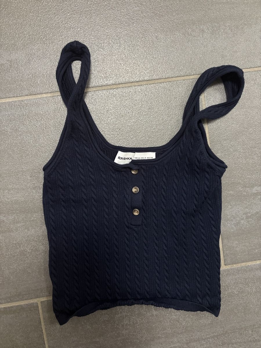 Bershka Top: Bershka Crop Top M – Usato da Rümlang venduto da svent 2